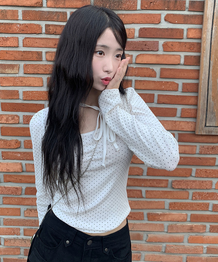 모닝 라운드넥 도트 초커 리본 스트랩 롱슬리브 긴팔티셔츠
