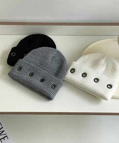 アイレットビーニー