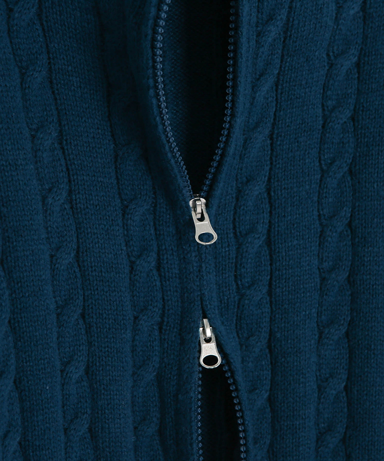 터틀넥 꽈배기 니트 집업