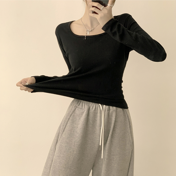 쇄골 노출로 여리여리한 무드의 스퀘어넥 여름 가을 데일리 기본 긴팔 티셔츠 면 모달 랍빠 세미 크롭 긴팔티 4color 블랙