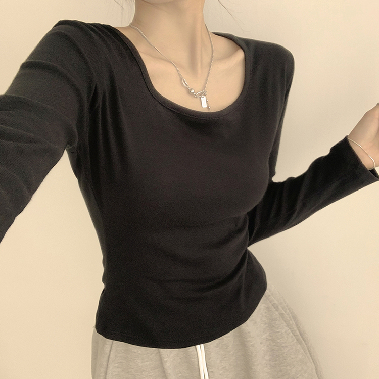 쇄골 노출로 여리여리한 무드의 스퀘어넥 여름 가을 데일리 기본 긴팔 티셔츠 면 모달 랍빠 세미 크롭 긴팔티 4color 블랙