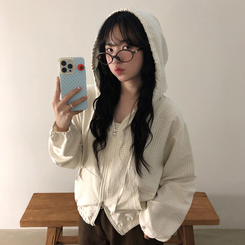 チェックスエードウィンドブレーカー IVORY