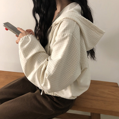 チェックスエードウィンドブレーカー IVORY