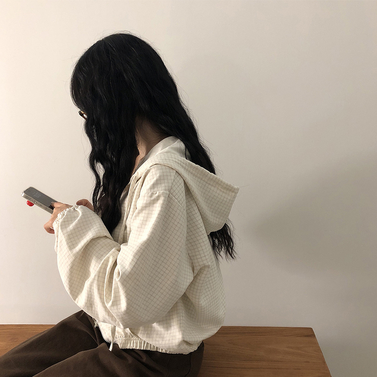 チェックスエードウィンドブレーカー IVORY