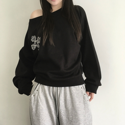 オフルーズフィットトレーナー BLACK