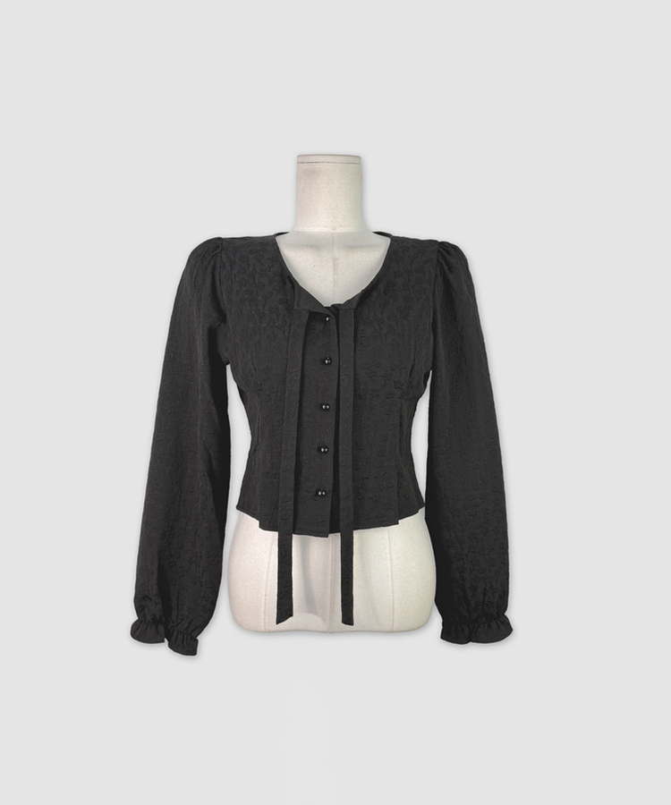 リボンフラワーボタンブラウス