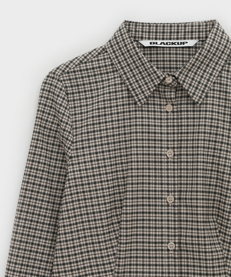 チェックシャツ