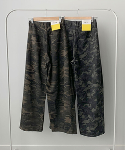 모튼 카모 사이드핀턱 밀리터리 롱 와이드팬츠