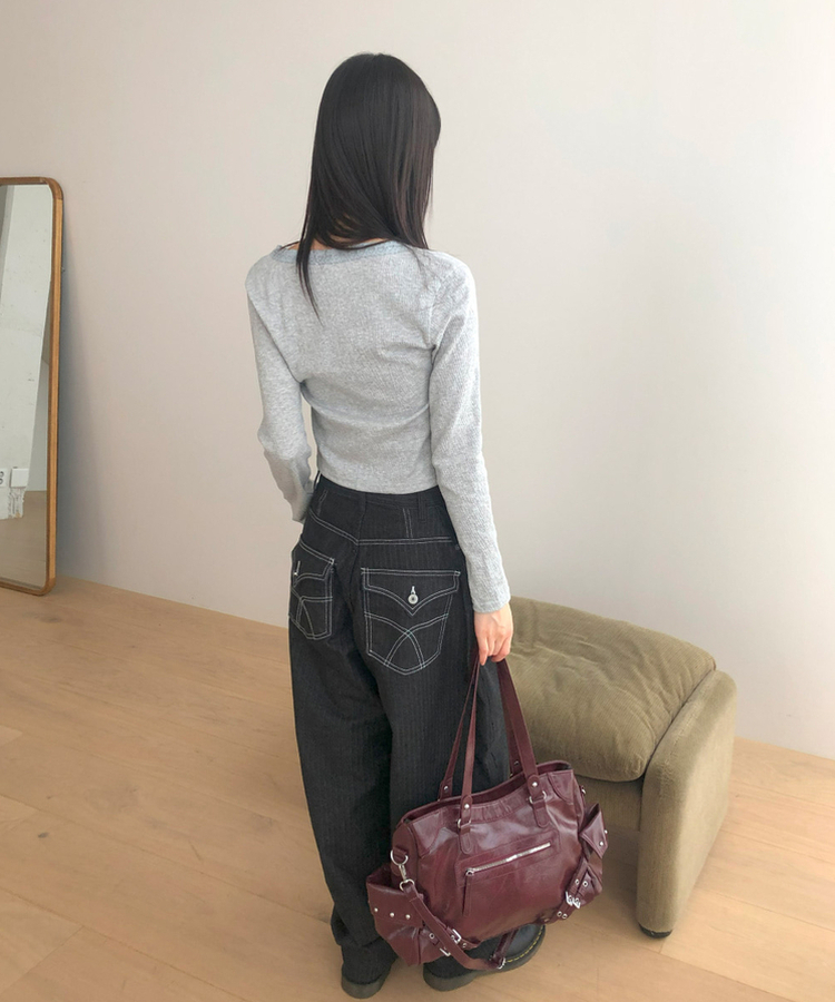 スタッドレザーショルダーバッグ BURGUNDY