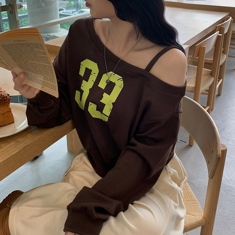 드롭 원오프 넘버 레터링 오프숄더 맨투맨긴팔티셔츠