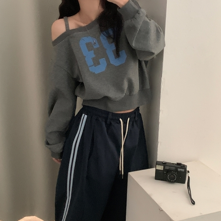 드롭 원오프 넘버 레터링 오프숄더 맨투맨긴팔티셔츠