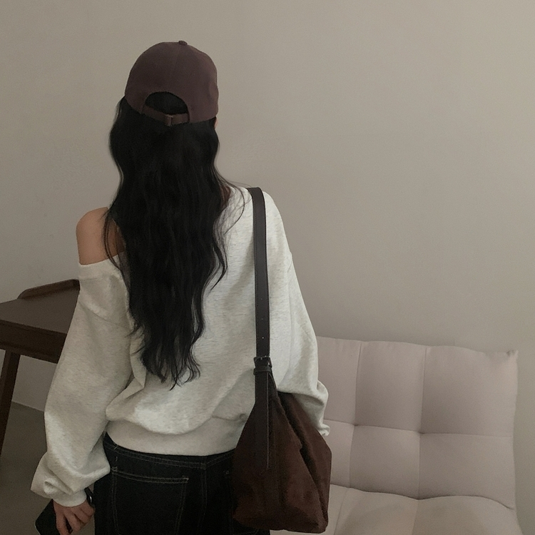 드롭 원오프 넘버 레터링 오프숄더 맨투맨긴팔티셔츠