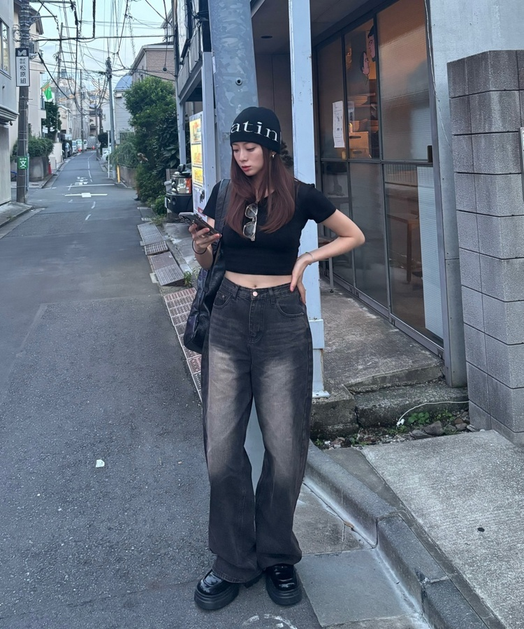 히츠 빈티지 워싱 와이드 데님 팬츠 흑청