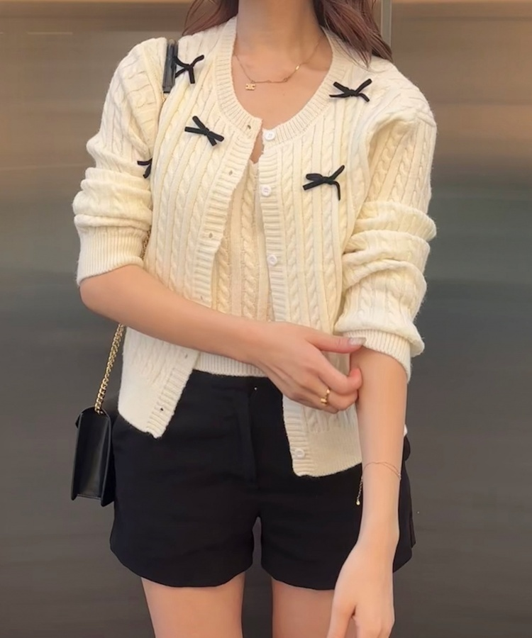 리본 꽈배기 가디건 나시세트 아이보리