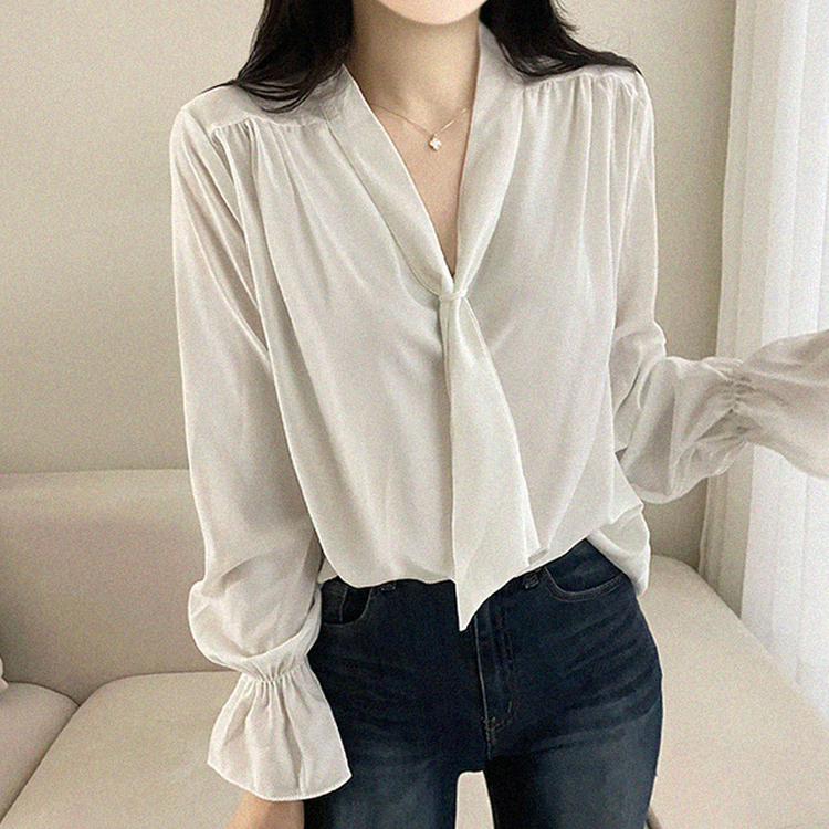 아델 타이 찰랑 리본 셔링 블라우스