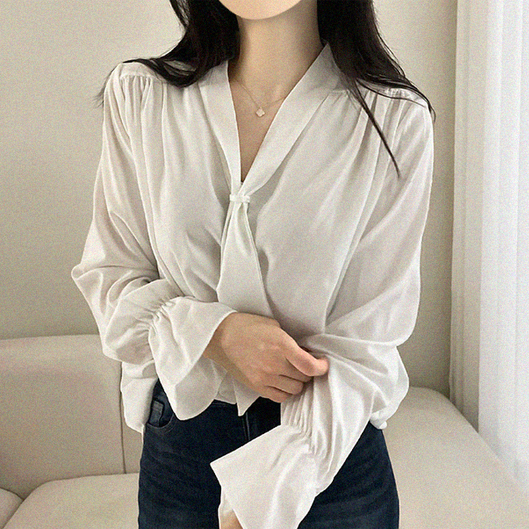 아델 타이 찰랑 리본 셔링 블라우스