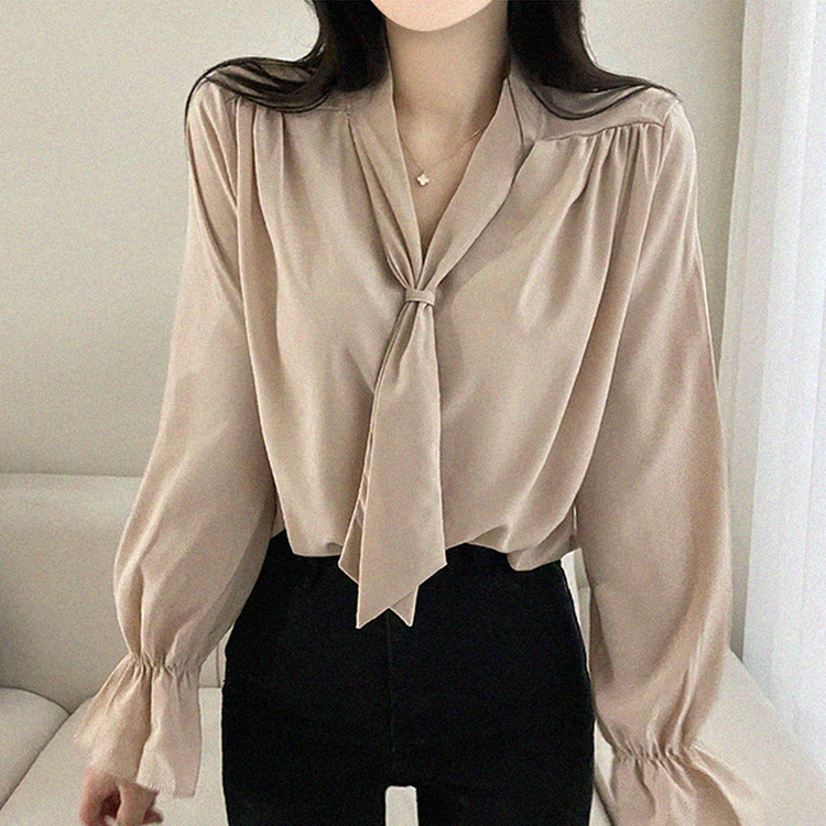 아델 타이 찰랑 리본 셔링 블라우스