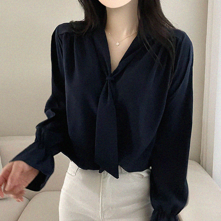 아델 타이 찰랑 리본 셔링 블라우스