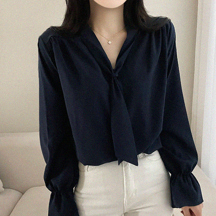 아델 타이 찰랑 리본 셔링 블라우스