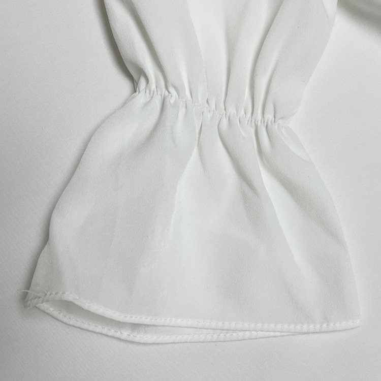 아델 타이 찰랑 리본 셔링 블라우스