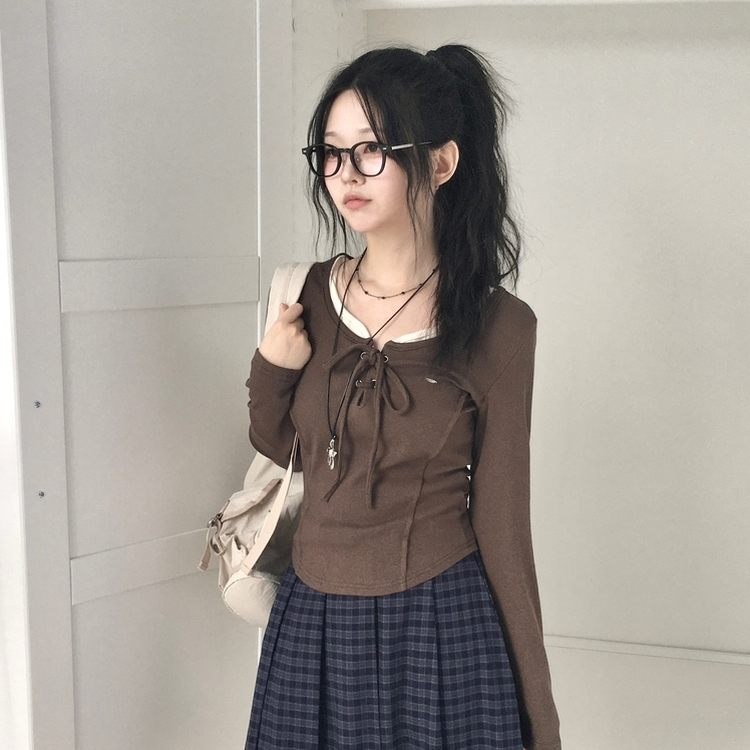 아일렛 레이어드 팬던트 리본 슬림 굴림 긴팔티셔츠