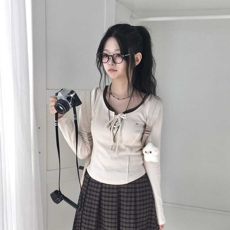 아일렛 레이어드 팬던트 리본 슬림 굴림 긴팔티셔츠