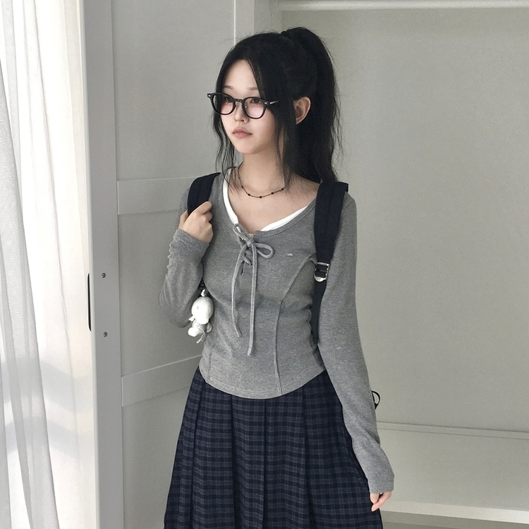 아일렛 레이어드 팬던트 리본 슬림 굴림 긴팔티셔츠