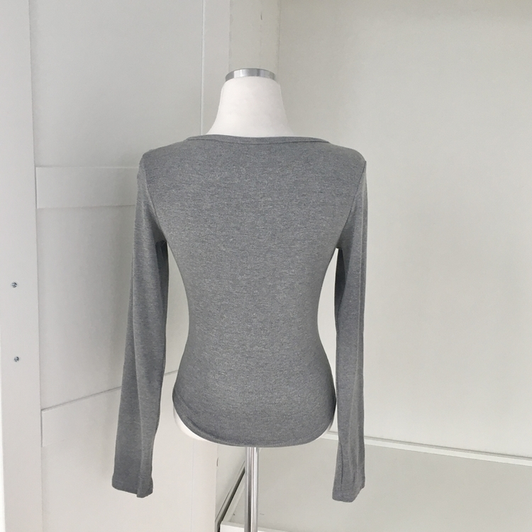 아일렛 레이어드 팬던트 리본 슬림 굴림 긴팔티셔츠