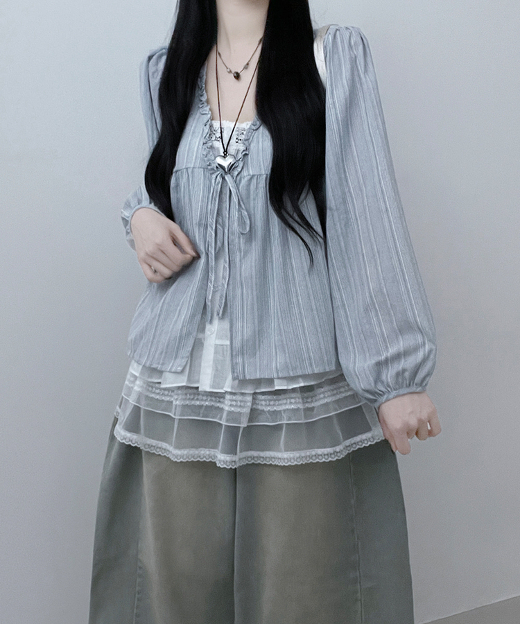 시호스트라이프리본프릴레이어드긴팔블라우스세트 소라