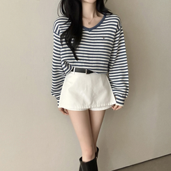 ボーダーVネックニット BLUE