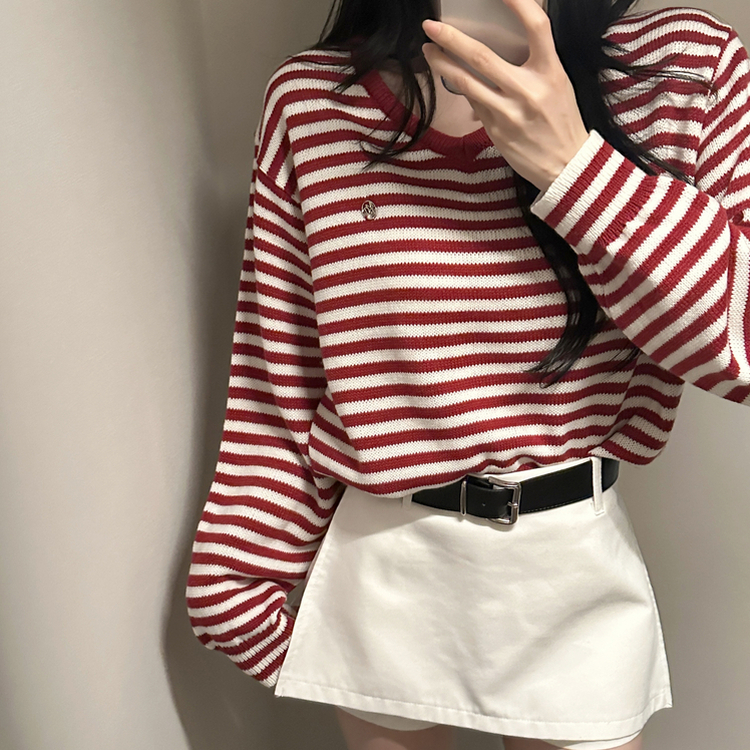 ボーダーVネックニット RED