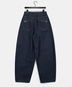 スタッドポケットワイドデニムパンツ