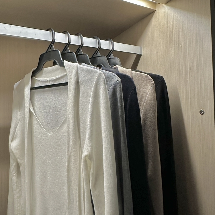 【タイ付き】ロイヤルVネックニット(5color)