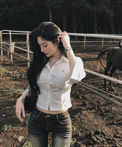 シャーリングライン7分袖シャツ WHITE