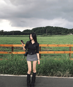 シャーリングライン7分袖シャツ BLACK