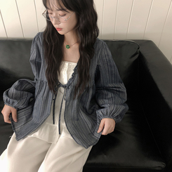 レースレイヤードフリルブラウス NAVY