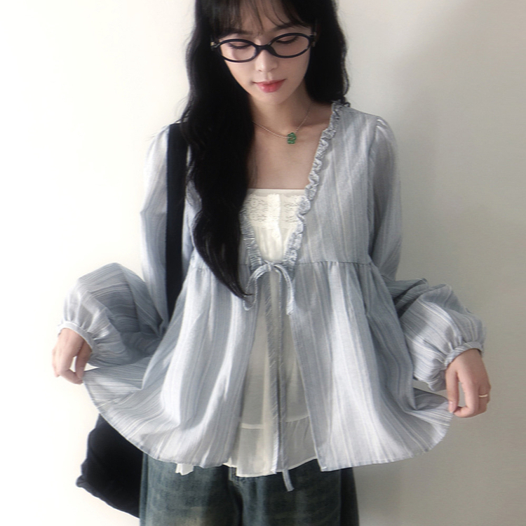 レースレイヤードフリルブラウス SKY BLUE