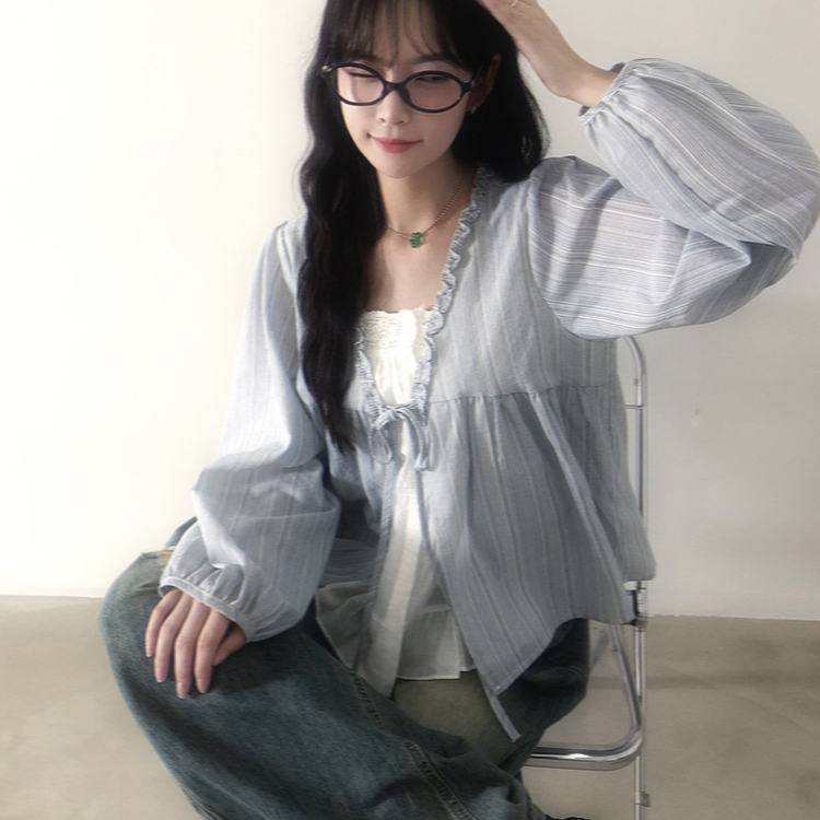 レースレイヤードフリルブラウス SKY BLUE