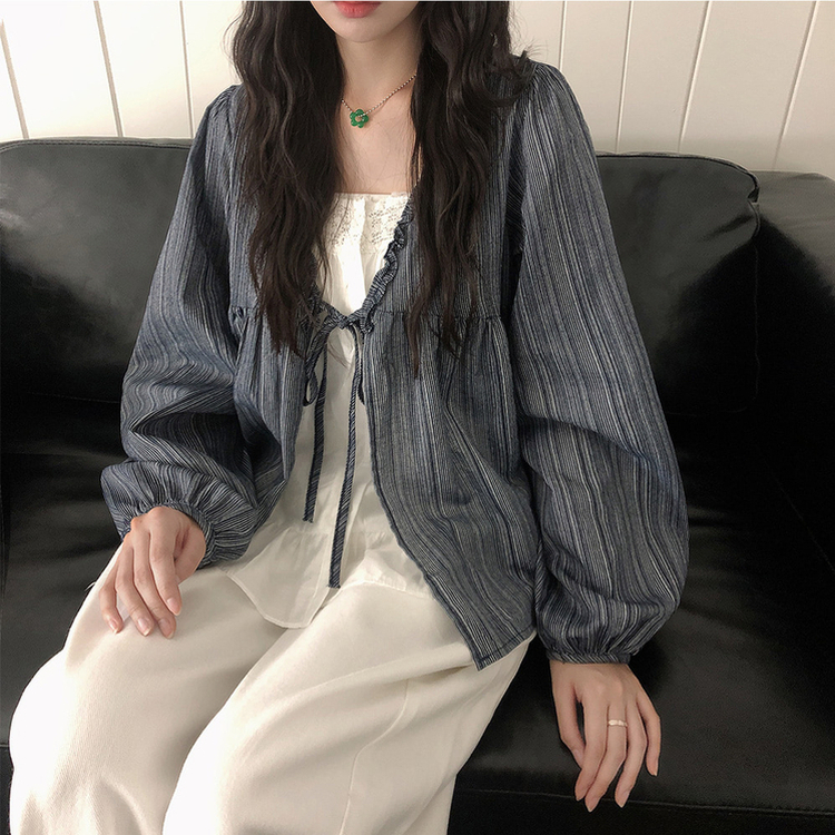 レースレイヤードフリルブラウス NAVY