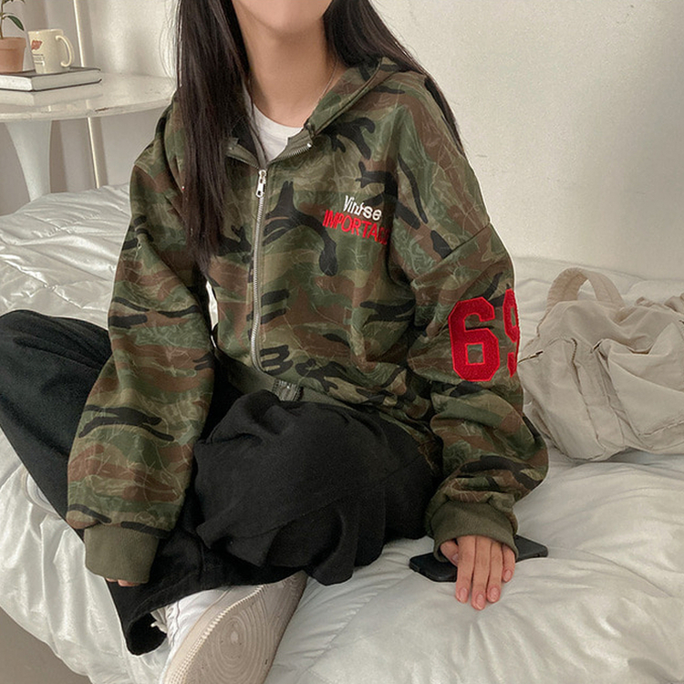 밀리언 밀리터리 카모 루즈핏 후드 집업 카키