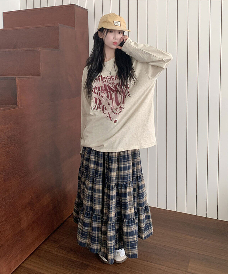 루카 올밴딩 체크패턴 프릴 캉캉 롱 스커트 네이비