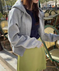 刺繍フードジップアップ GREY