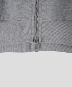 刺繍フードジップアップ