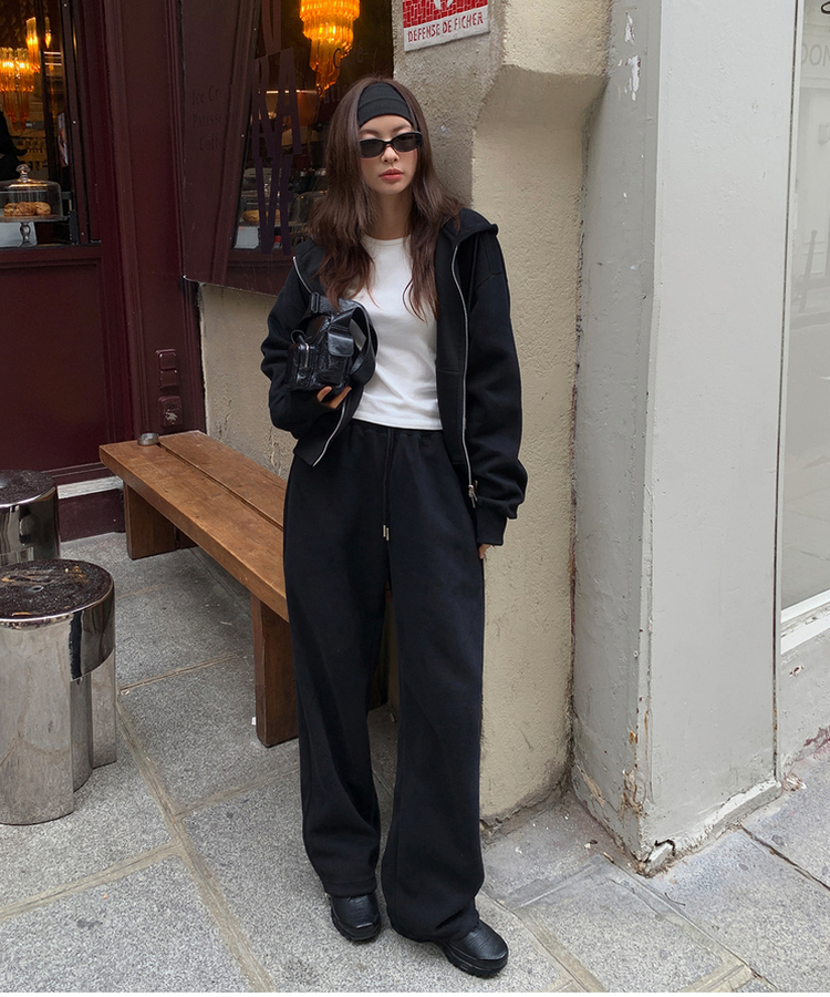 刺繍フードジップアップ BLACK