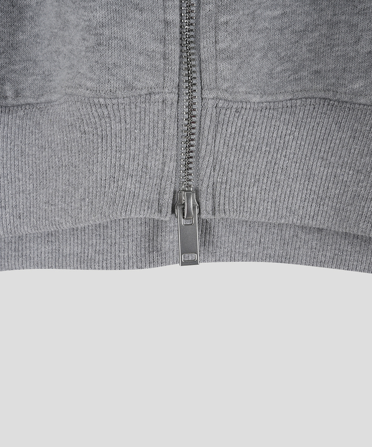 刺繍フードジップアップ