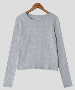 ベーシックスリム長袖Tシャツ