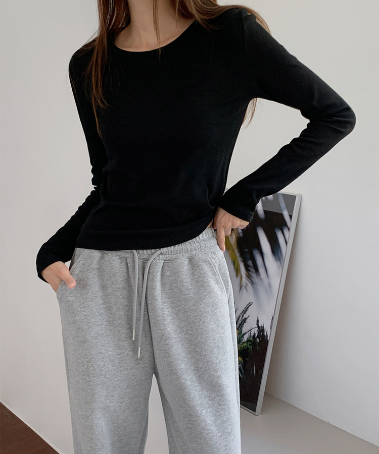 ベーシックスリム長袖Tシャツ BLACK