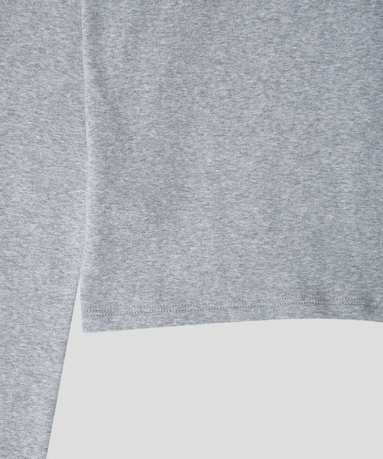 ベーシックスリム長袖Tシャツ