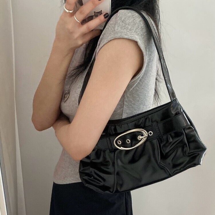 エナメルミニショルダーバッグ