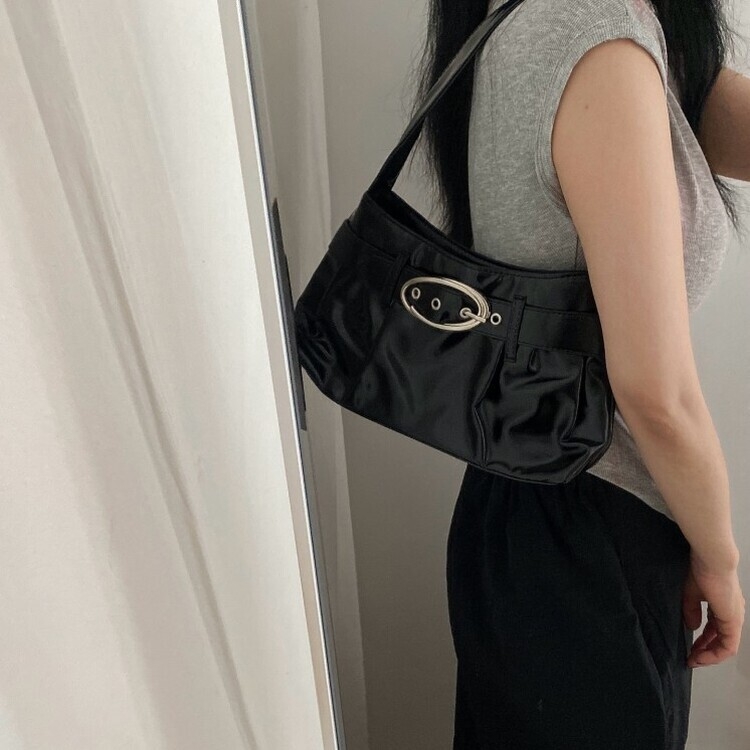 エナメルミニショルダーバッグ